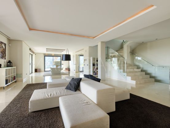 For sale Carretera de Istan villa with 5 bedrooms | Winkworth