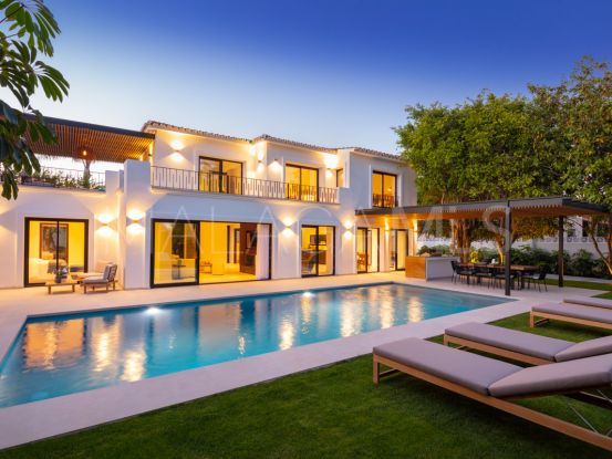 For sale villa with 4 bedrooms in La Pepina, Marbella - Puerto Banus | Berkshire Hathaway Homeservices Marbella