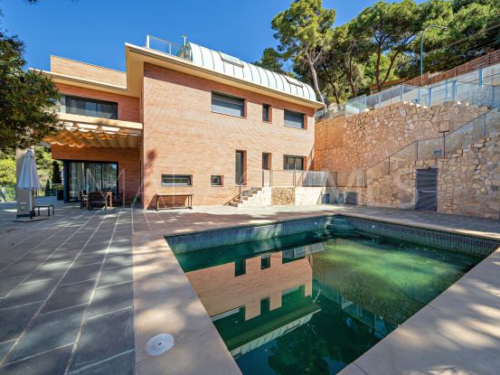 Comprar villa en Pinares de San Antón | Berkshire Hathaway Homeservices Marbella