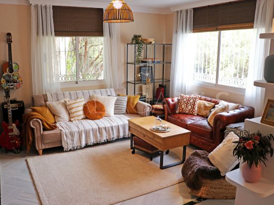 For sale 4 bedrooms villa in Alhaurin de la Torre | Berkshire Hathaway Homeservices Marbella