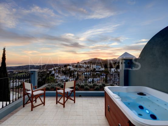 Adosado en venta en La Heredia con 5 dormitorios | Berkshire Hathaway Homeservices Marbella