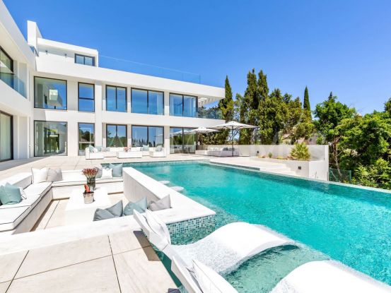 For sale villa in Paraiso Alto with 6 bedrooms | Berkshire Hathaway Homeservices Marbella