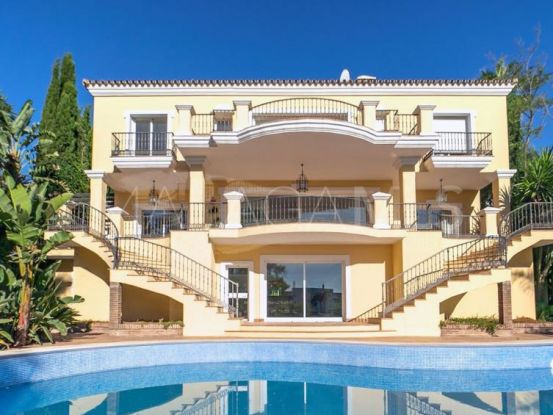 Villa with 6 bedrooms for sale in El Herrojo, Benahavis | Berkshire Hathaway Homeservices Marbella