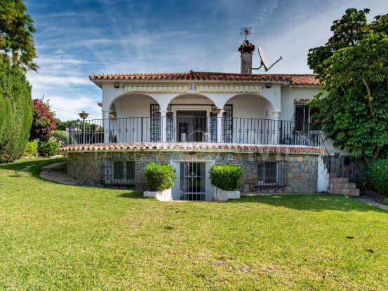 Villa en venta de 6 dormitorios en El Real Panorama, Marbella Este | Berkshire Hathaway Homeservices Marbella