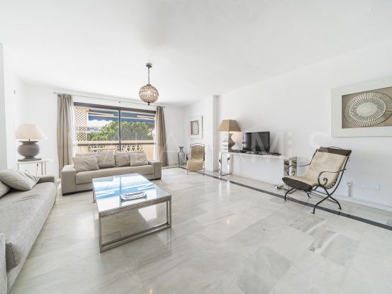 Apartment in Playas del Duque with 2 bedrooms | Berkshire Hathaway Homeservices Marbella