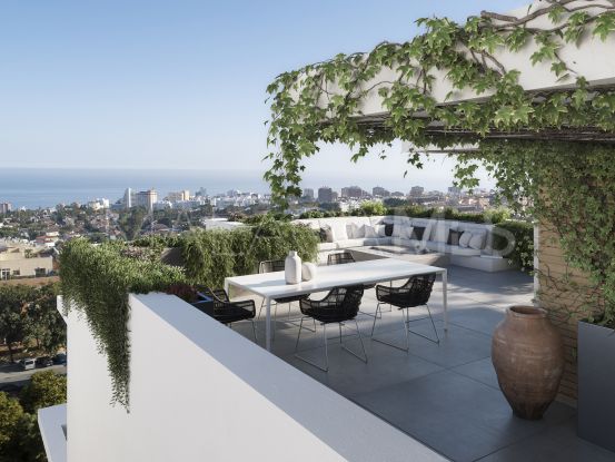 Se vende apartamento de 4 dormitorios en Torremolinos | Berkshire Hathaway Homeservices Marbella