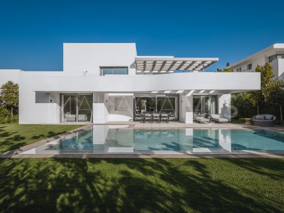 Villa for sale in El Paraiso | Berkshire Hathaway Homeservices Marbella