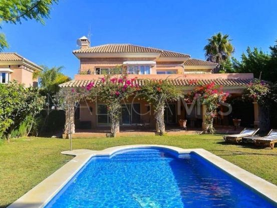 Villa in Supermanzana H with 4 bedrooms | Berkshire Hathaway Homeservices Marbella