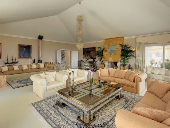 For sale villa with 10 bedrooms in Rio Real, Marbella East | Berkshire Hathaway Homeservices Marbella