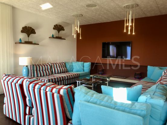 Comprar villa en Nueva Atalaya con 3 dormitorios | Berkshire Hathaway Homeservices Marbella