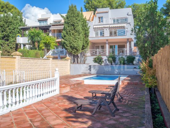 Se vende adosado con 4 dormitorios en Las Brisas, Nueva Andalucia | Berkshire Hathaway Homeservices Marbella