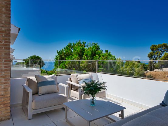 Villa de 4 dormitorios en venta en Torremuelle, Benalmadena | Berkshire Hathaway Homeservices Marbella
