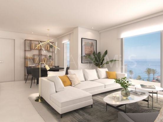 Buy penthouse with 3 bedrooms in Benalmadena Costa | Berkshire Hathaway Homeservices Marbella