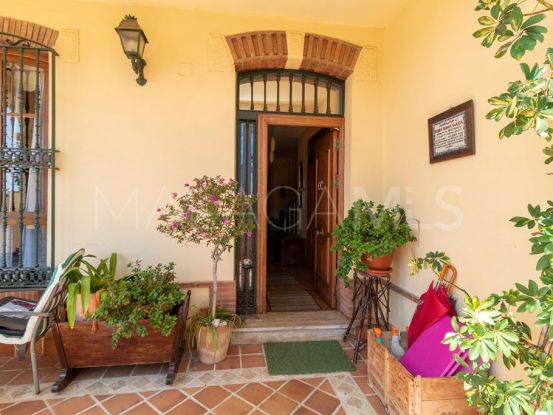 Comprar villa con 5 dormitorios en Malaga - Este | Berkshire Hathaway Homeservices Marbella