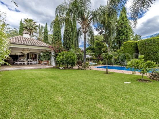 For sale villa in Los Naranjos, Nueva Andalucia | Nordica Marbella