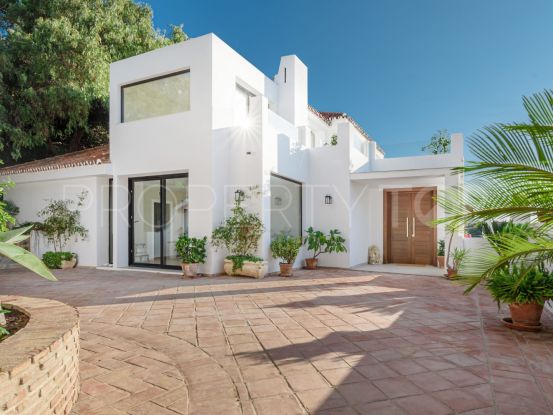Las Lomas de Nueva Andalucia, villa en venta de 5 dormitorios | Nordica Marbella