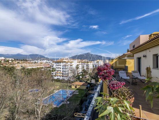 Atico de 3 dormitorios a la venta en Guadalcantara, San Pedro de Alcantara | Nordica Marbella