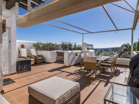 Buy duplex penthouse in Las Tortugas de Aloha with 3 bedrooms | Nordica Marbella