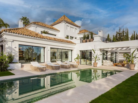 Villa en venta en Nueva Andalucia | Christie’s International Real Estate Costa del Sol