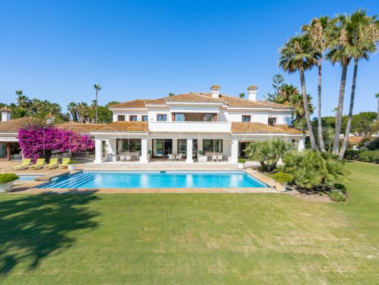 Villa a la venta en Reyes y Reinas con 7 dormitorios | Von Poll Real Estate