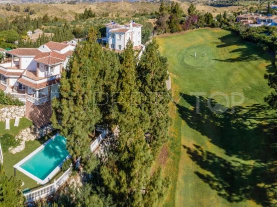 Villa for sale in El Chaparral with 5 bedrooms | Von Poll Real Estate
