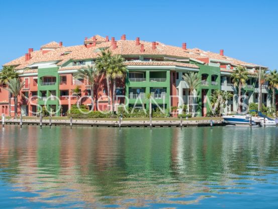 Apartment with 5 bedrooms for sale in Isla Tortuga, Sotogrande Marina | Teseo Estate