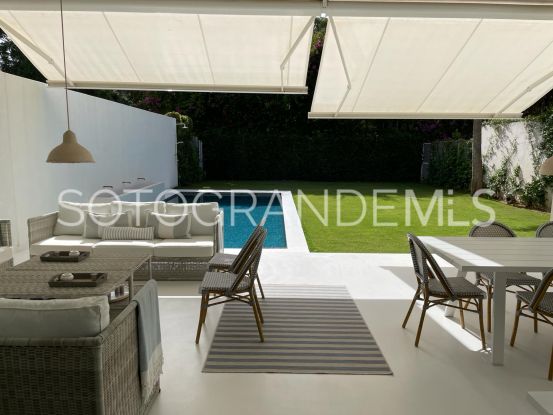 Polo Gardens, Sotogrande Costa, adosado con 5 dormitorios | Teseo Estate