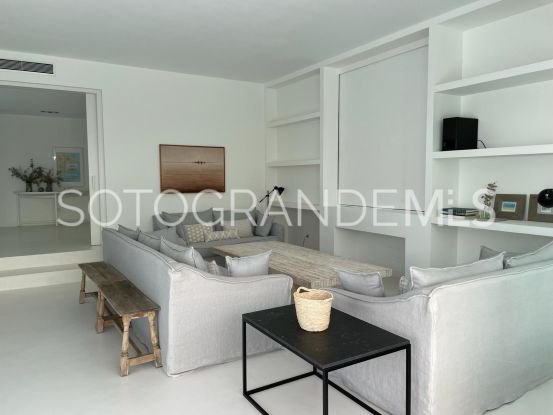 Polo Gardens, Sotogrande Costa, adosado con 5 dormitorios | Teseo Estate