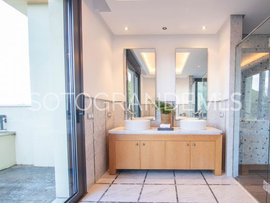 5 bedrooms villa in Los Altos de Valderrama for sale | Teseo Estate