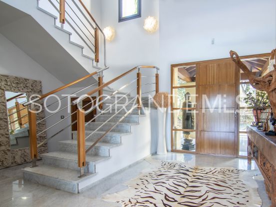 5 bedrooms villa in Los Altos de Valderrama for sale | Teseo Estate