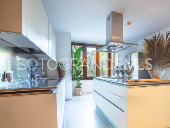 5 bedrooms villa in Los Altos de Valderrama for sale | Teseo Estate