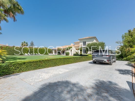 Villa in Zona F with 4 bedrooms | Teseo Estate