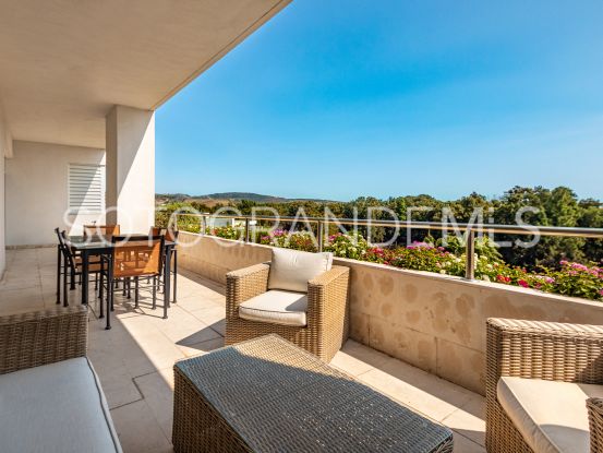 For sale 4 bedrooms apartment in Polo Gardens, Sotogrande | Teseo Estate