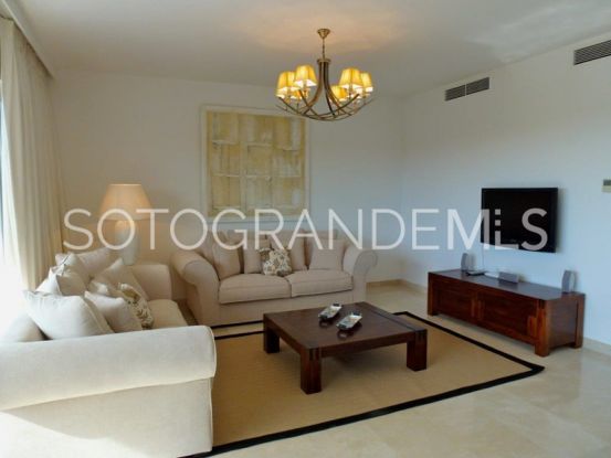 For sale 4 bedrooms apartment in Polo Gardens, Sotogrande | Teseo Estate