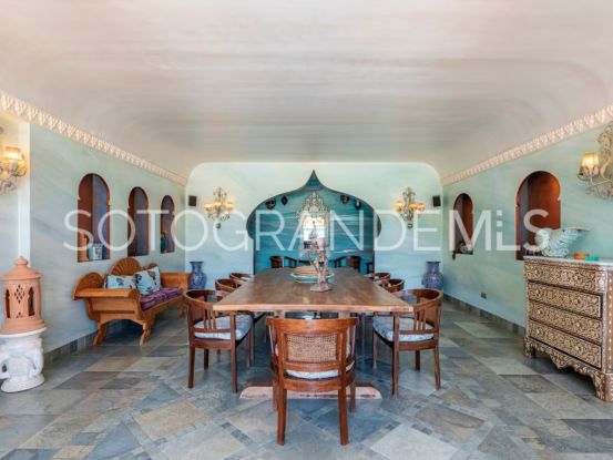 6 bedrooms villa in Zona C for sale | Teseo Estate