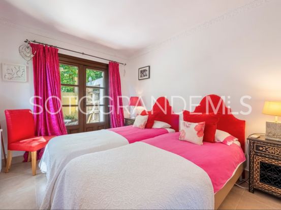 6 bedrooms villa in Zona C for sale | Teseo Estate