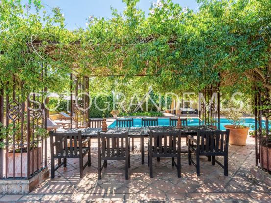 6 bedrooms villa in Zona C for sale | Teseo Estate