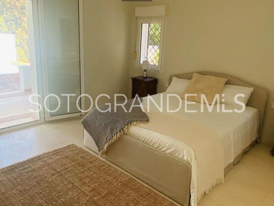 For sale 6 bedrooms villa in Zona B, Sotogrande Costa | Teseo Estate