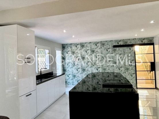For sale 6 bedrooms villa in Zona B, Sotogrande Costa | Teseo Estate