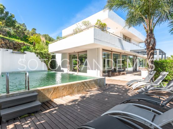 For sale villa with 6 bedrooms in Zona F, Sotogrande | Teseo Estate