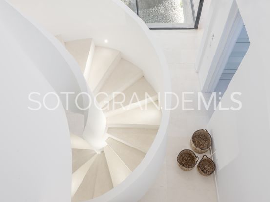 For sale 6 bedrooms villa in Zona F, Sotogrande Alto | Teseo Estate