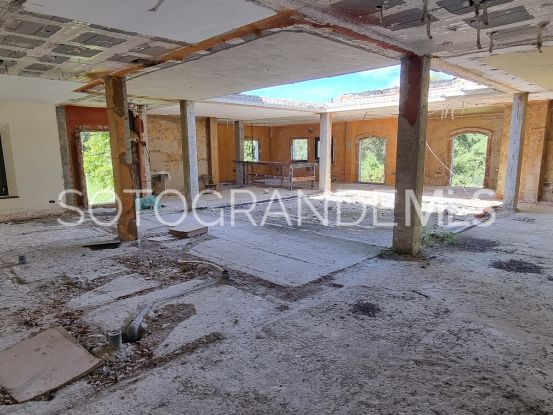 Villa en venta en Zona A, Sotogrande Costa | Teseo Estate