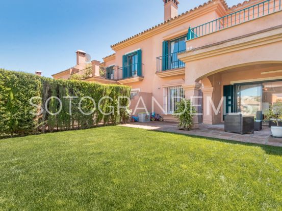 Town house with 4 bedrooms for sale in El Casar Floresta, Sotogrande Costa | Teseo Estate