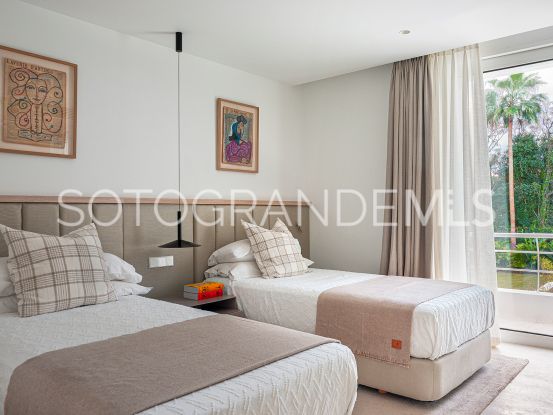 Villa en Reyes y Reinas, Sotogrande Costa | Teseo Estate