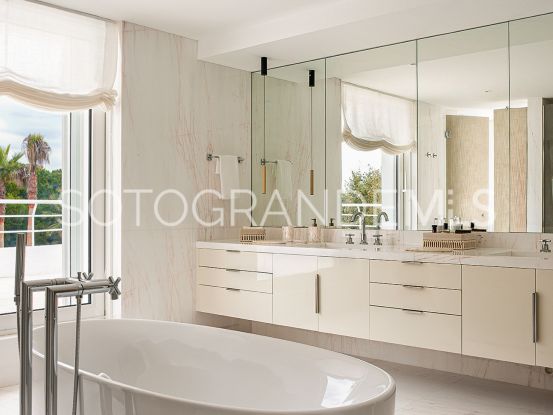 Villa en Reyes y Reinas, Sotogrande Costa | Teseo Estate