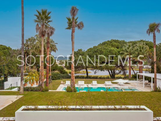Villa en Reyes y Reinas, Sotogrande Costa | Teseo Estate