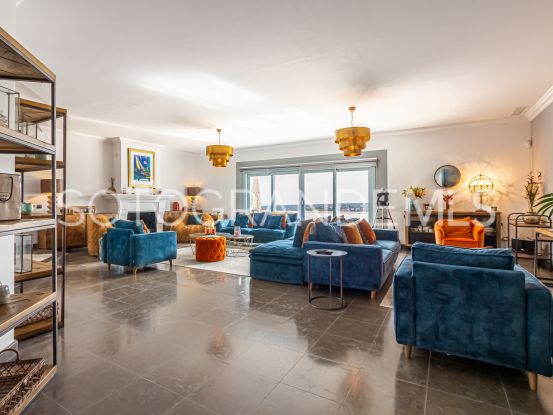 Comprar villa en La Reserva de 5 dormitorios | Teseo Estate