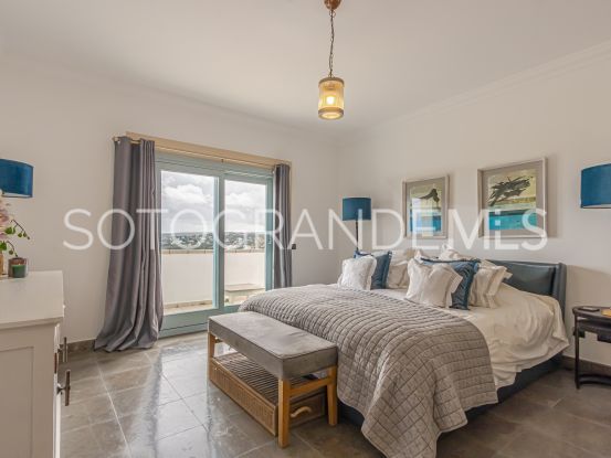 Comprar villa en La Reserva de 5 dormitorios | Teseo Estate