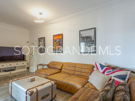 Comprar villa en La Reserva de 5 dormitorios | Teseo Estate