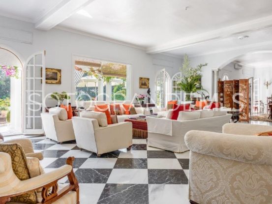 Se vende villa en Zona D de 5 dormitorios | Teseo Estate